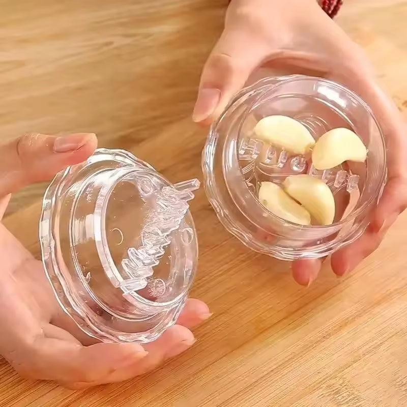 New Kitchen Multifunctional Garlic Crusher Manual Garlic Press Roll