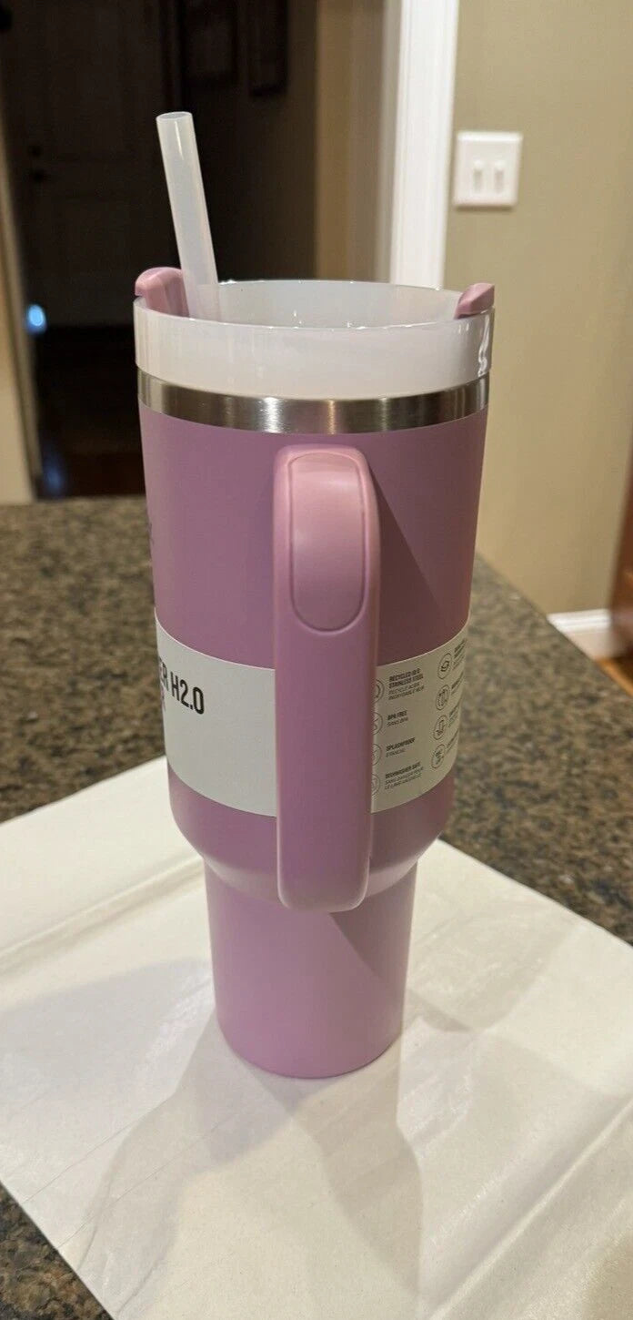 STANLEY QUENCHER H2.0 FLOWSTATE™ TUMBLER 40 OZ - LILAC - WITH STRAW TOPPER - NEW